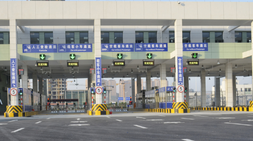24-hour inspections started at Henqin Port since December 18, 2014 24-hour inspections started at Henqin Port since December 18, 2014